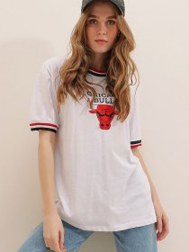 Футболка Trend Alacati Stili модель ALC-X7739/BEYAZ Футболка Trend Alacati Stili модель ALC-X7739/BEYAZ Фото