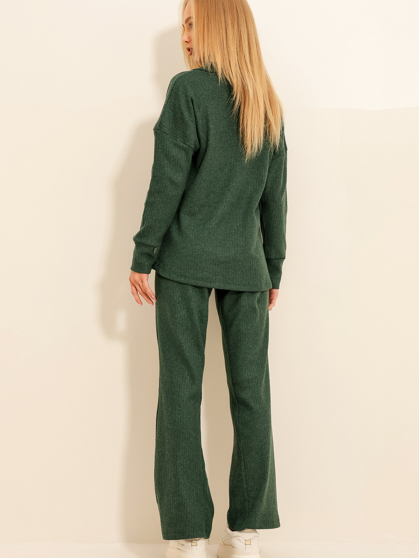 Повсякденний костюм Trend Alacati Stili модель ALC-796-001/CEViZ YESiLi Повсякденний костюм Trend Alacati Stili модель ALC-796-001/CEViZ YESiLi Фото