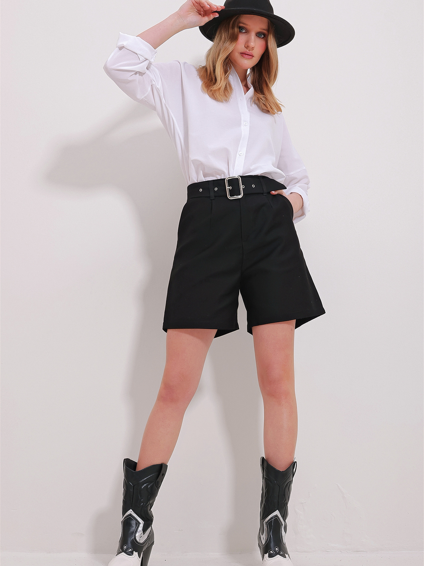 Шорти Trend Alacati Stili модель ALC-X11501/SiYAH Фото