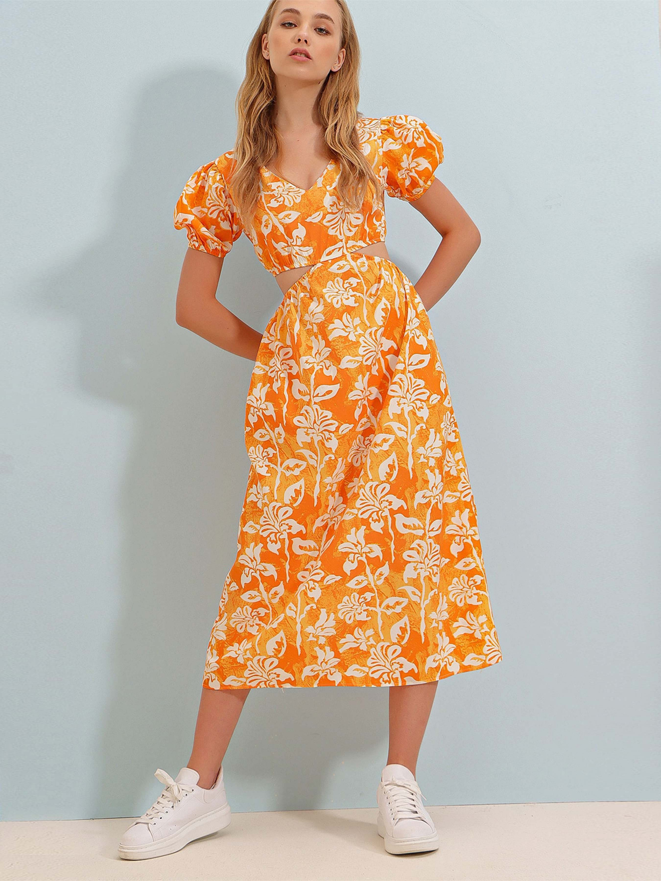 Сукня міді Trend Alacati Stili модель ALC-X8579/Turuncu Фото