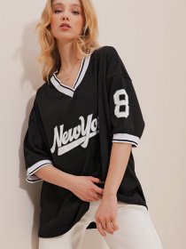 Футболка Trend Alacati Stili модель ALC-786-001SİYAH Фото