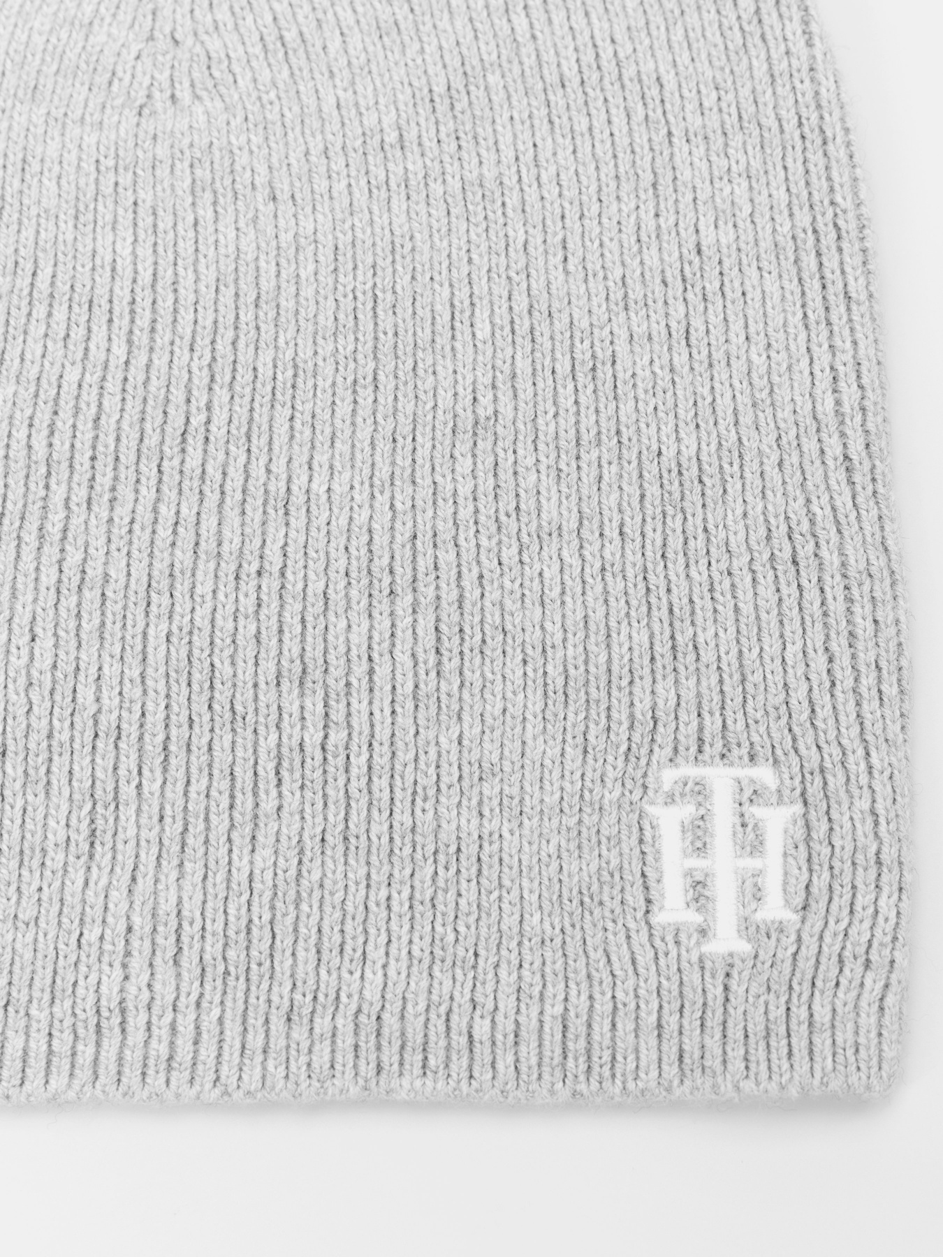 Шапка Tommy Hilfiger модель AW0AW08883-PKH Шапка Tommy Hilfiger модель AW0AW08883-PKH Фото