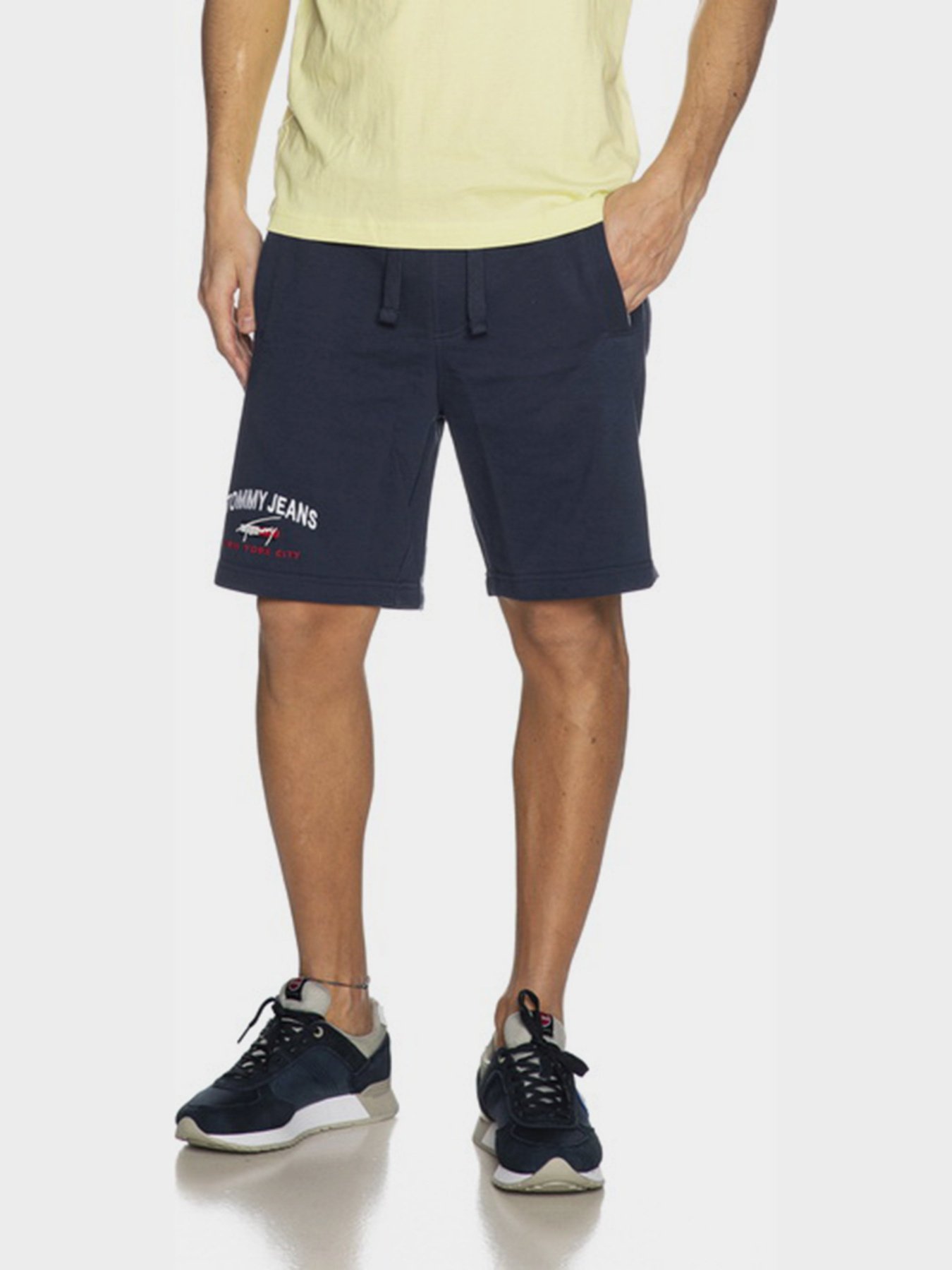 Шорты Tommy Hilfiger модель DM0DM10741-C87 Фото