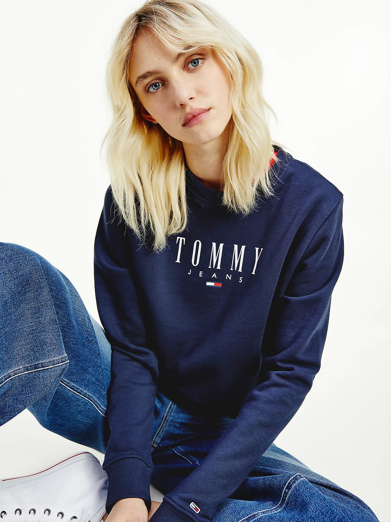 Свитшот Tommy Hilfiger модель DW0DW09918-C87 Фото