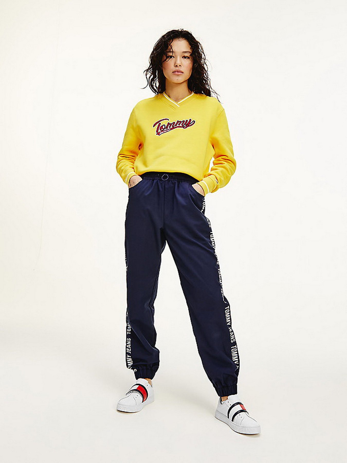 Штаны спортивные Tommy Hilfiger модель DW0DW10141-C87 Фото