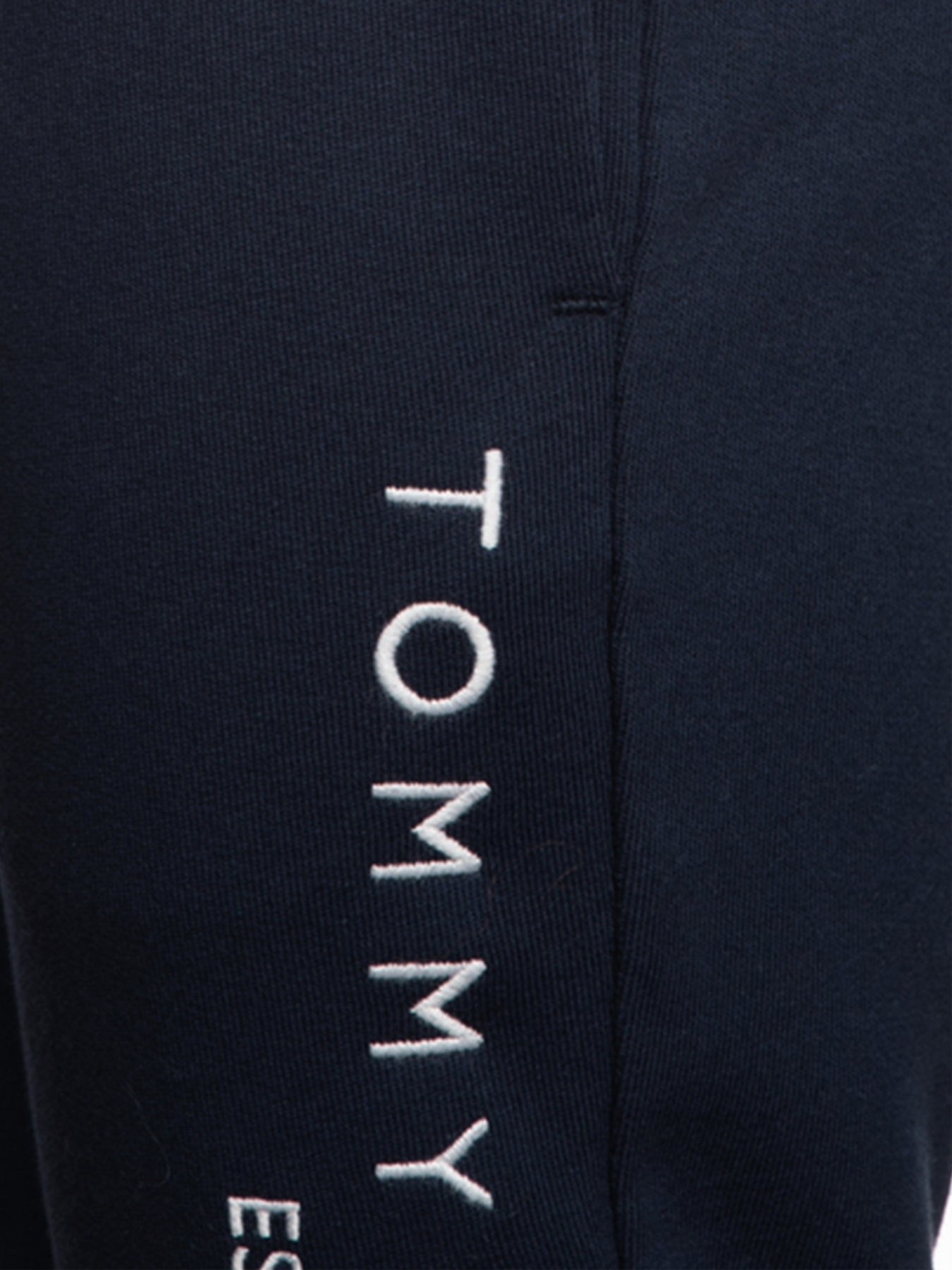 Спортивні штани Tommy Hilfiger модель KB0KB05753-C87 Спортивні штани Tommy Hilfiger модель KB0KB05753-C87 Фото