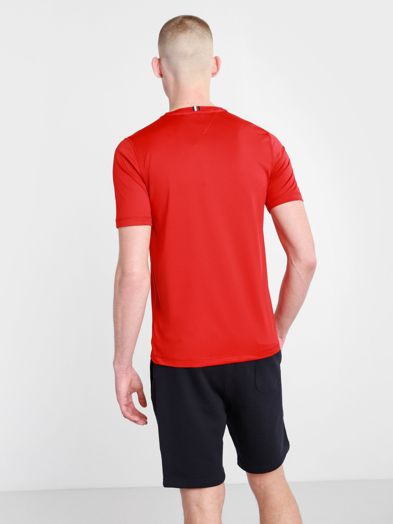 Футболка спортивная Tommy Hilfiger модель MW0MW17231-XLG Фото