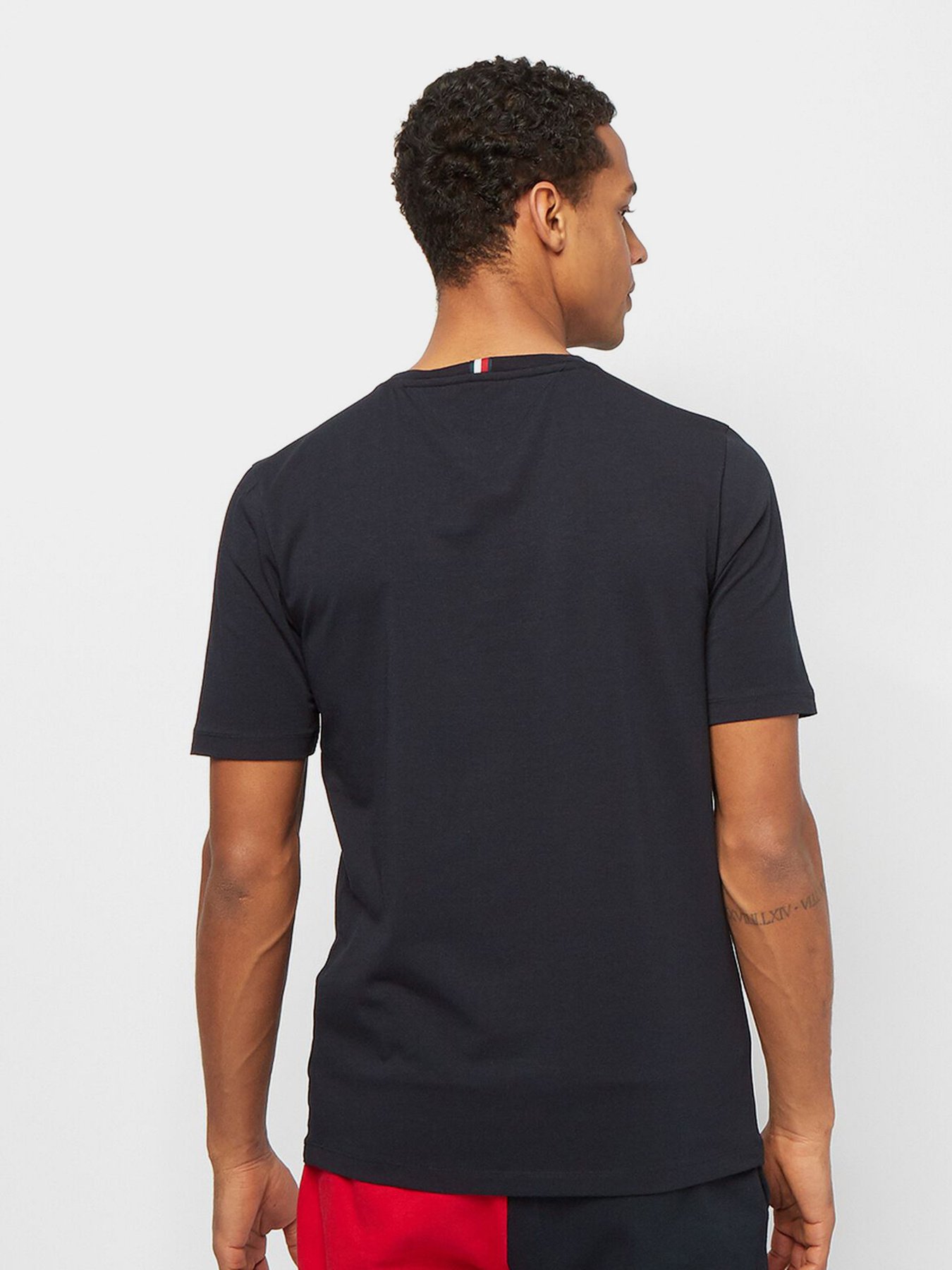 Футболки и поло Tommy Hilfiger модель MW0MW17282-DW5 Фото