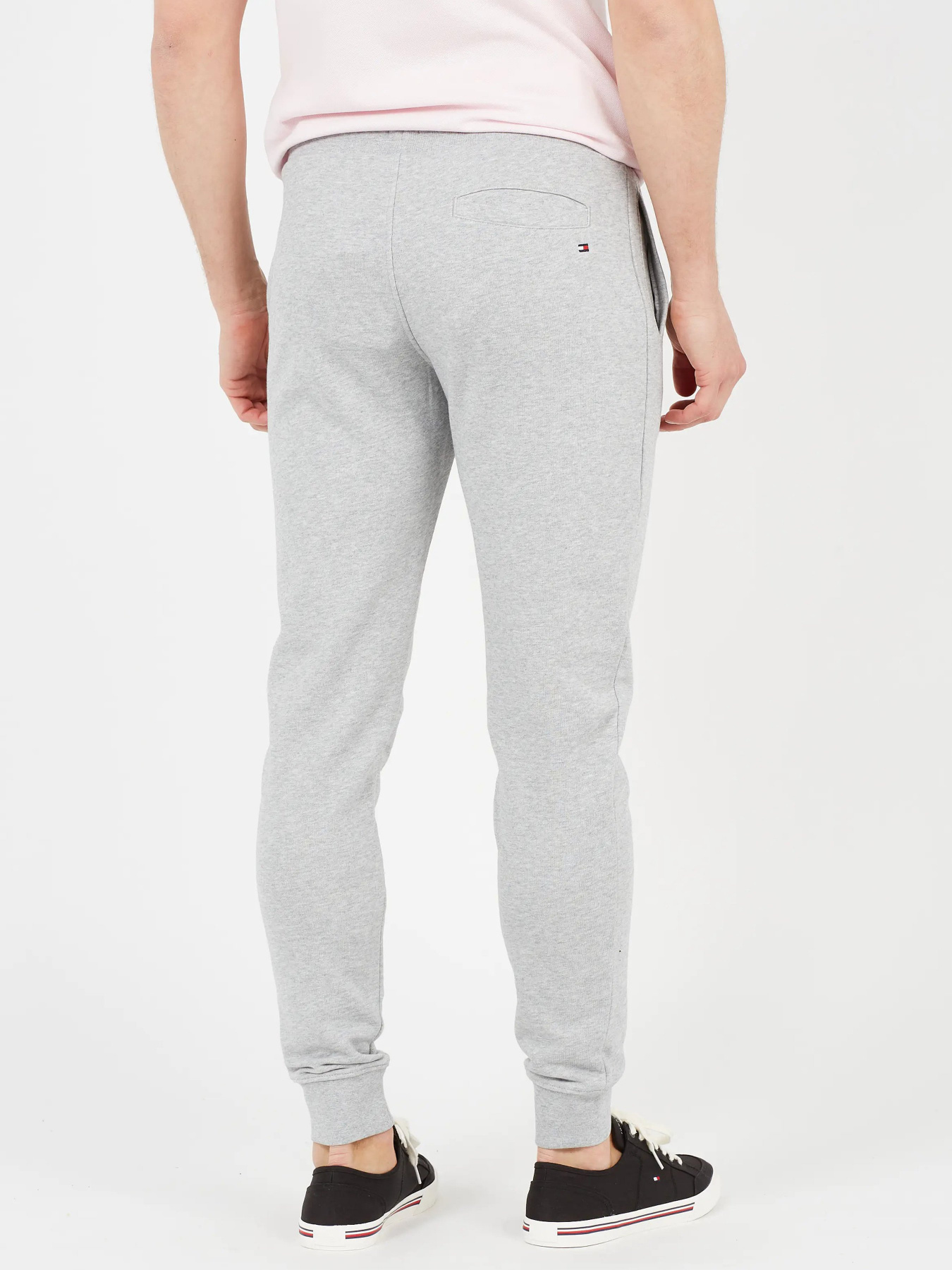 Штаны спортивные Tommy Hilfiger ESSENTIAL модель MW0MW17384-P91 Фото