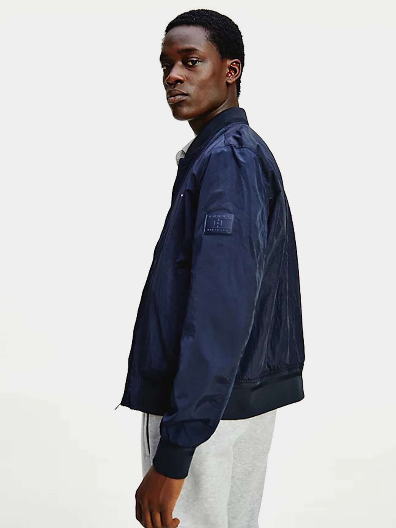 Спортивная кофта Tommy Hilfiger модель MW0MW17423-DW5 Фото