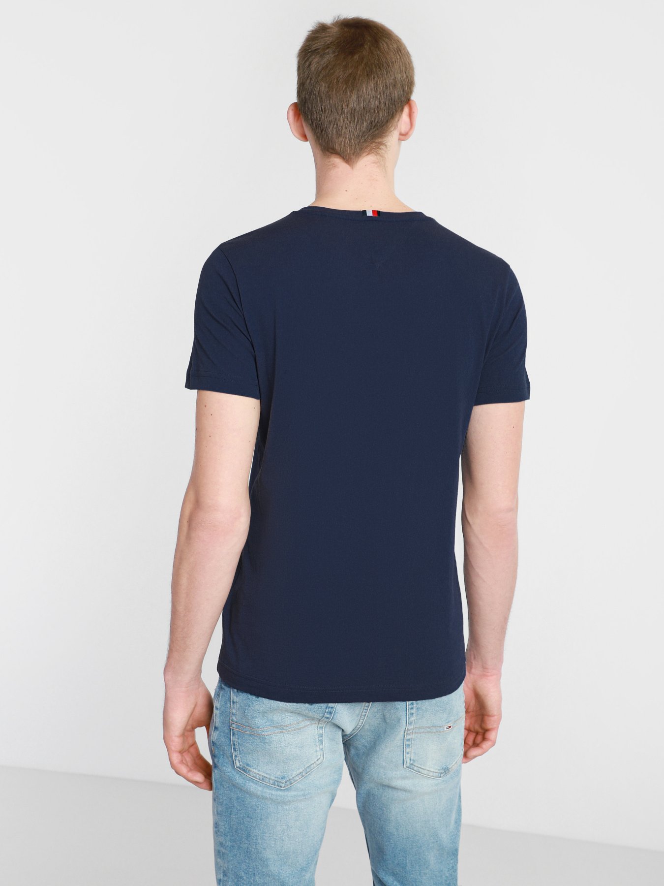 Футболки і поло Tommy Hilfiger модель MW0MW17676-DW5 Фото