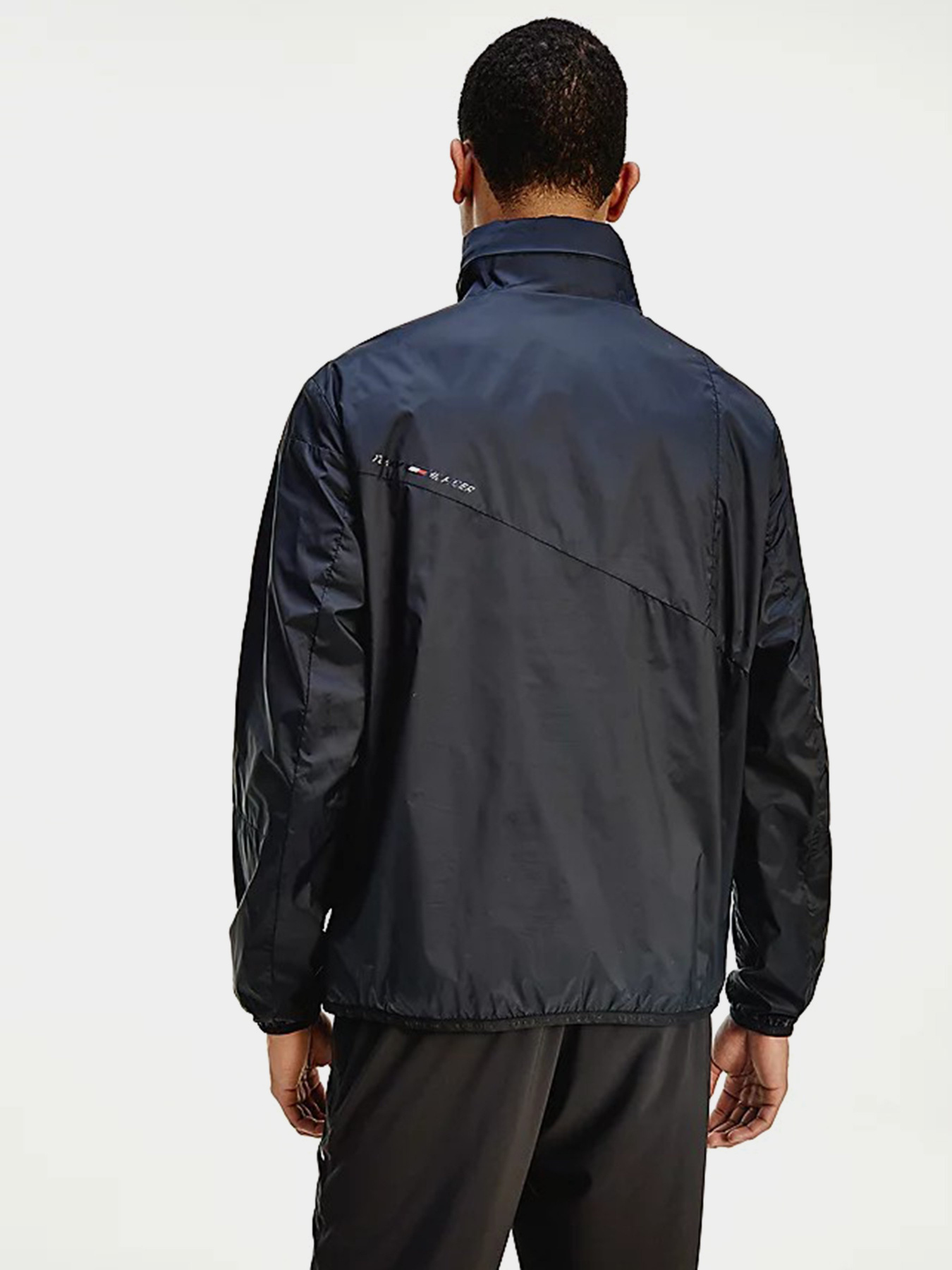 Анорак Tommy Hilfiger модель MW0MW18393-BDS Фото