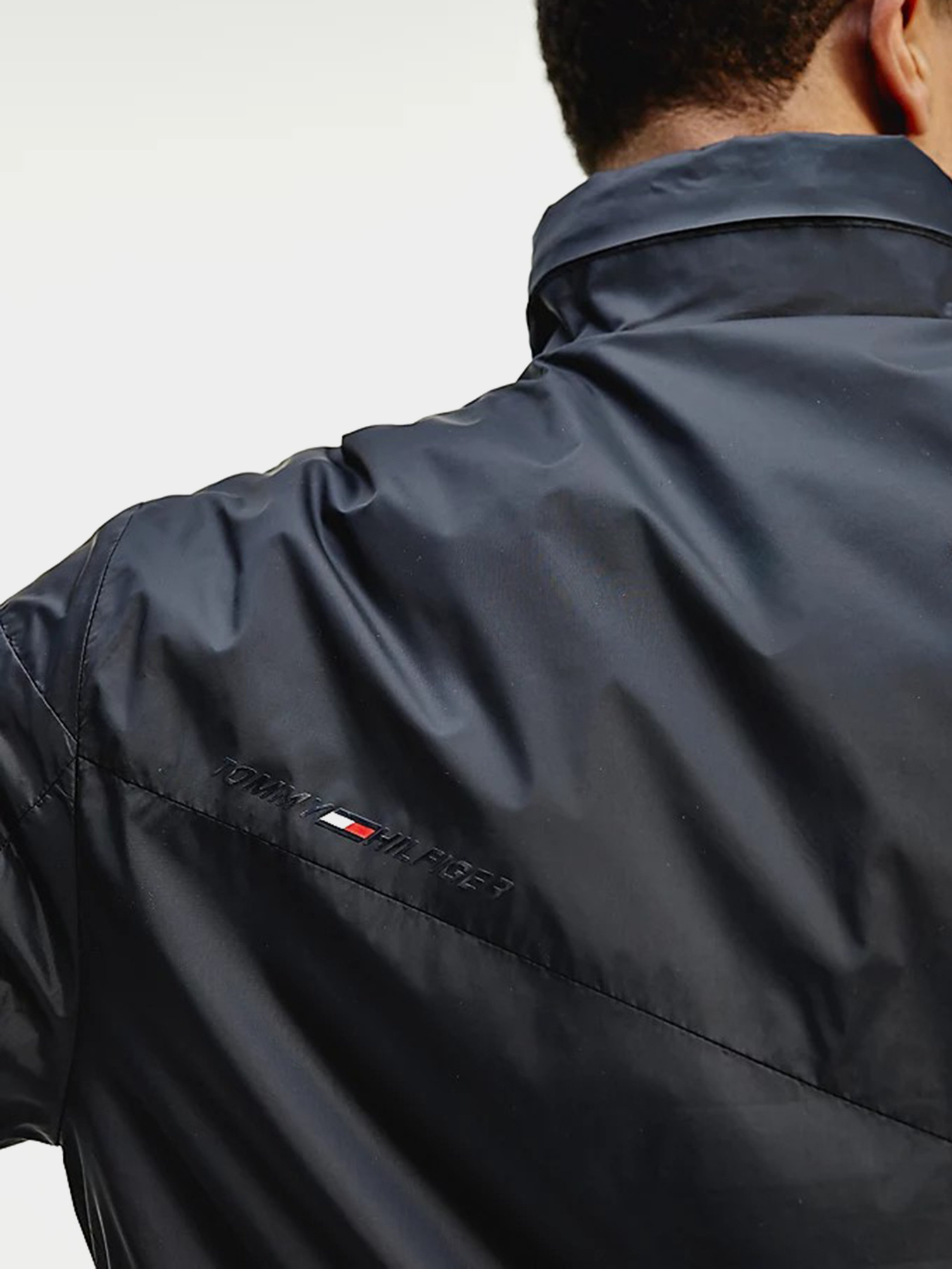 Анорак Tommy Hilfiger модель MW0MW18393-BDS Фото