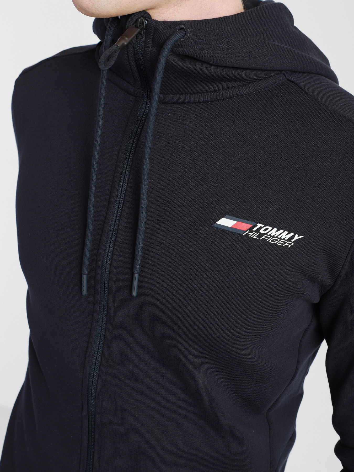 Спортивна кофта Tommy Hilfiger модель MW0MW18460-DW5 Фото