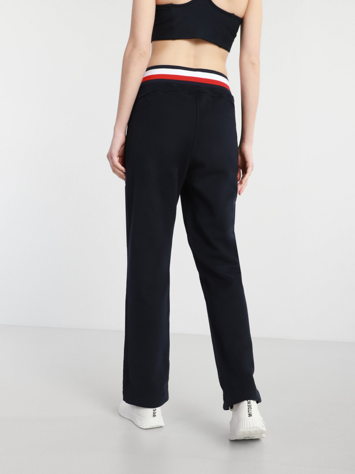 Штаны спортивные Tommy Hilfiger SIGNATURE BIO COOL модель S10S100932-DW5 Фото