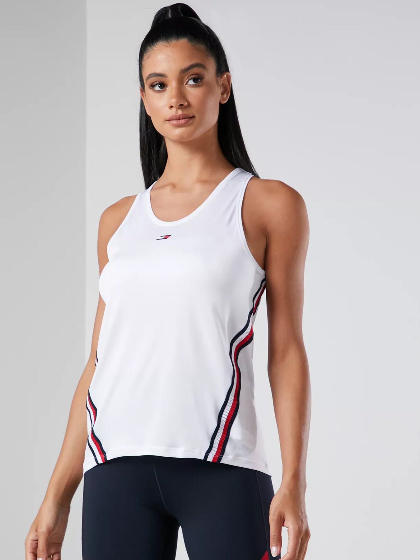 Майка для дому Tommy Hilfiger ESSENTIAL модель S10S100961-YCF Майка для дому Tommy Hilfiger ESSENTIAL модель S10S100961-YCF Фото