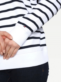 Світшот Tommy Hilfiger модель WW0WW29433-0FN Світшот Tommy Hilfiger модель WW0WW29433-0FN Фото