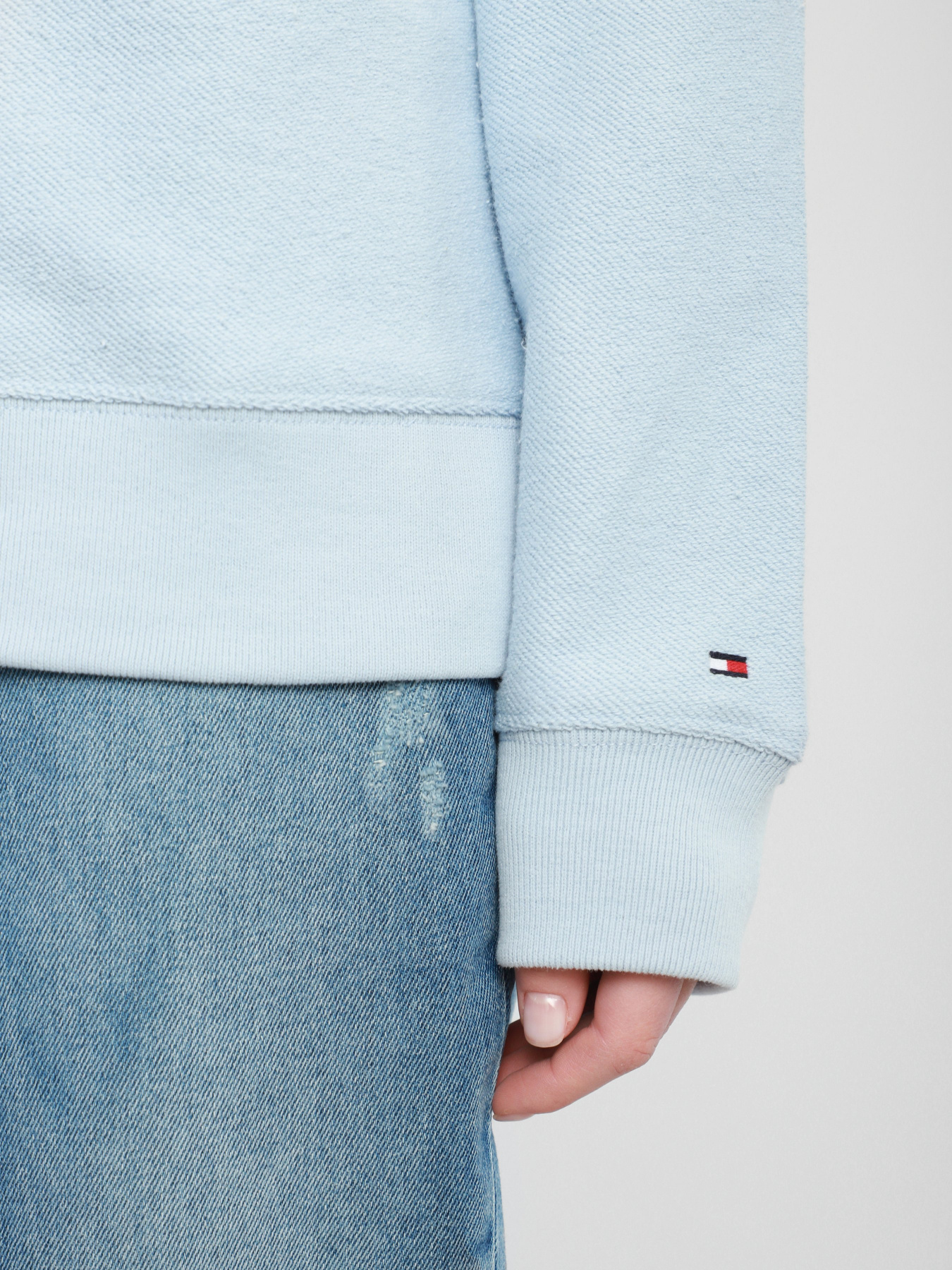 Свитшот Tommy Hilfiger модель WW0WW29844-C1O Фото