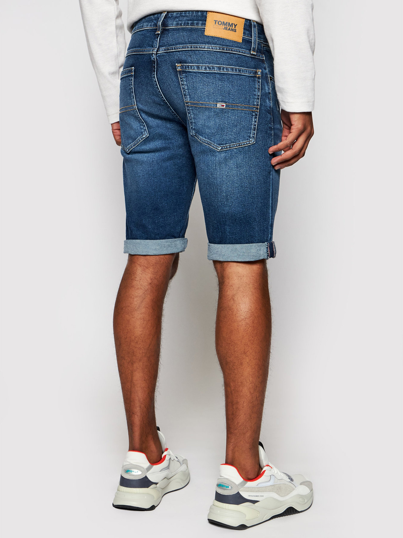 Шорты Tommy Hilfiger Ronnie модель DM0DM10557-1BK Фото