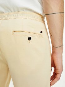 Повсякденні штани Tommy Hilfiger FLEX модель MW0MW17921-ACK Фото