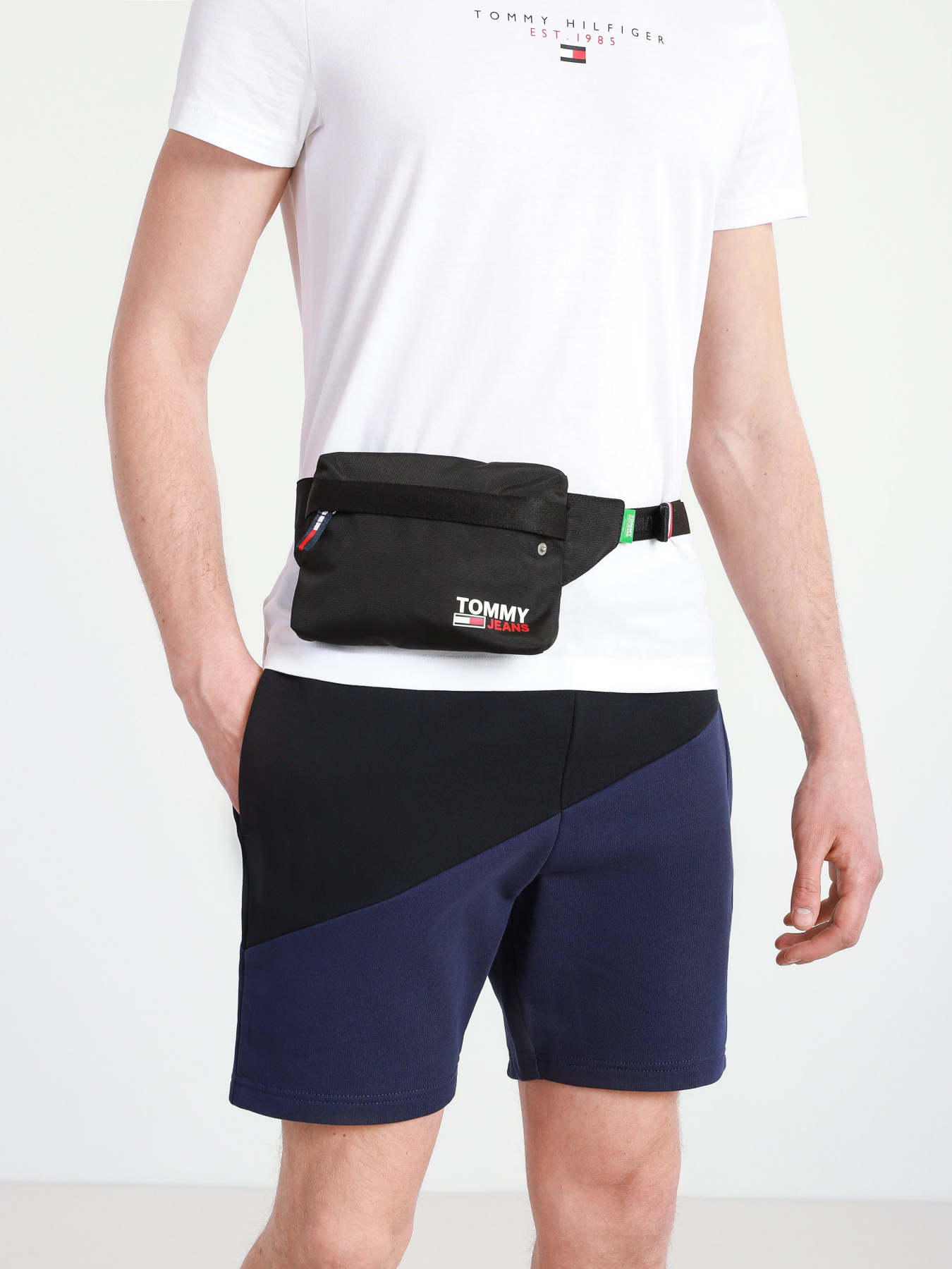 Поясная сумка Tommy Hilfiger модель AM0AM07146-BDS Фото