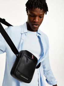 Мессенджер Tommy Hilfiger модель AM0AM07214-BDS Фото