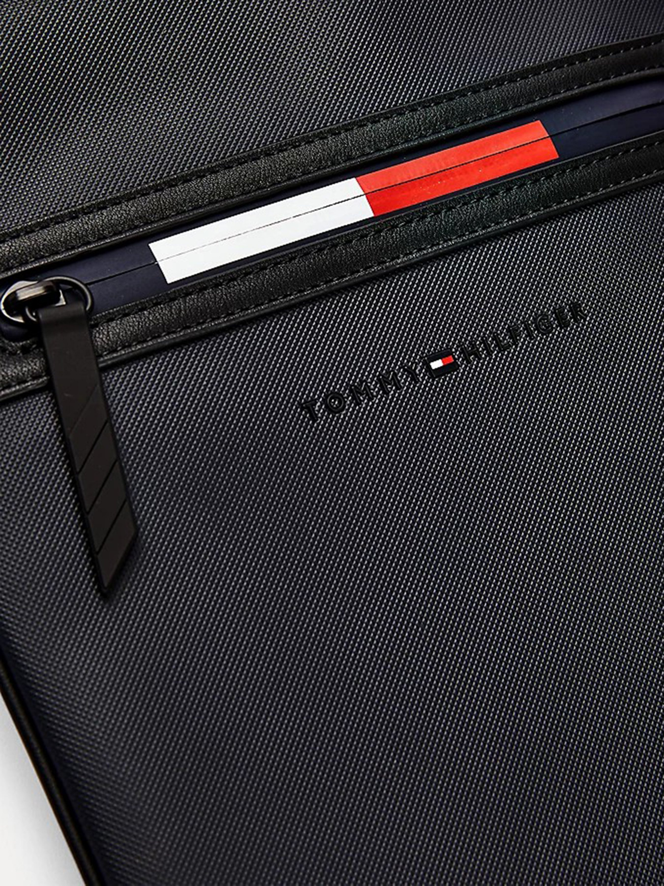 Мессенджер Tommy Hilfiger модель AM0AM07259-DW5 Фото