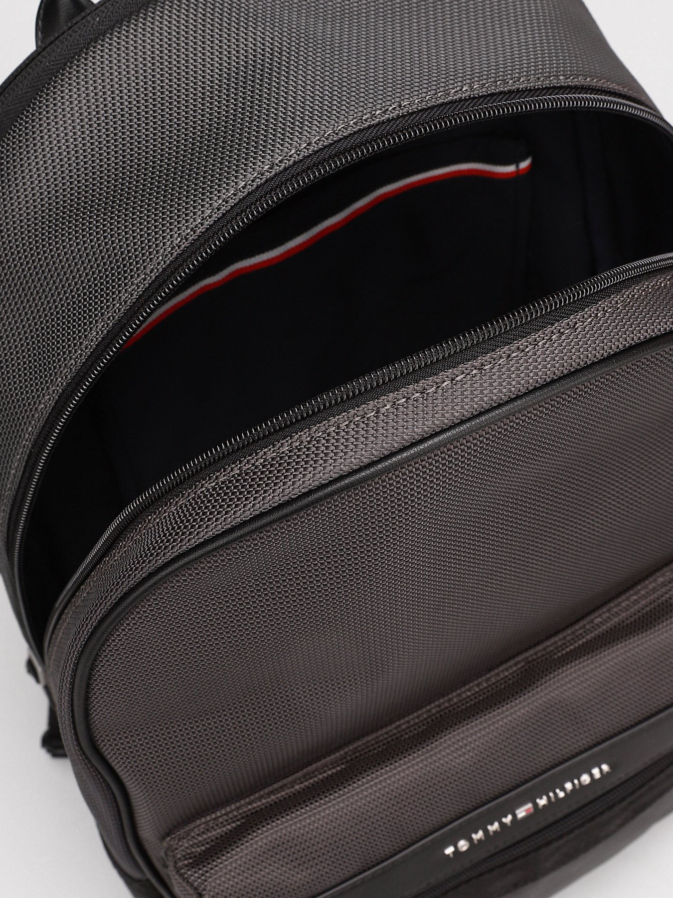 Рюкзаки Tommy Hilfiger модель AM0AM07261-PQ8 Фото