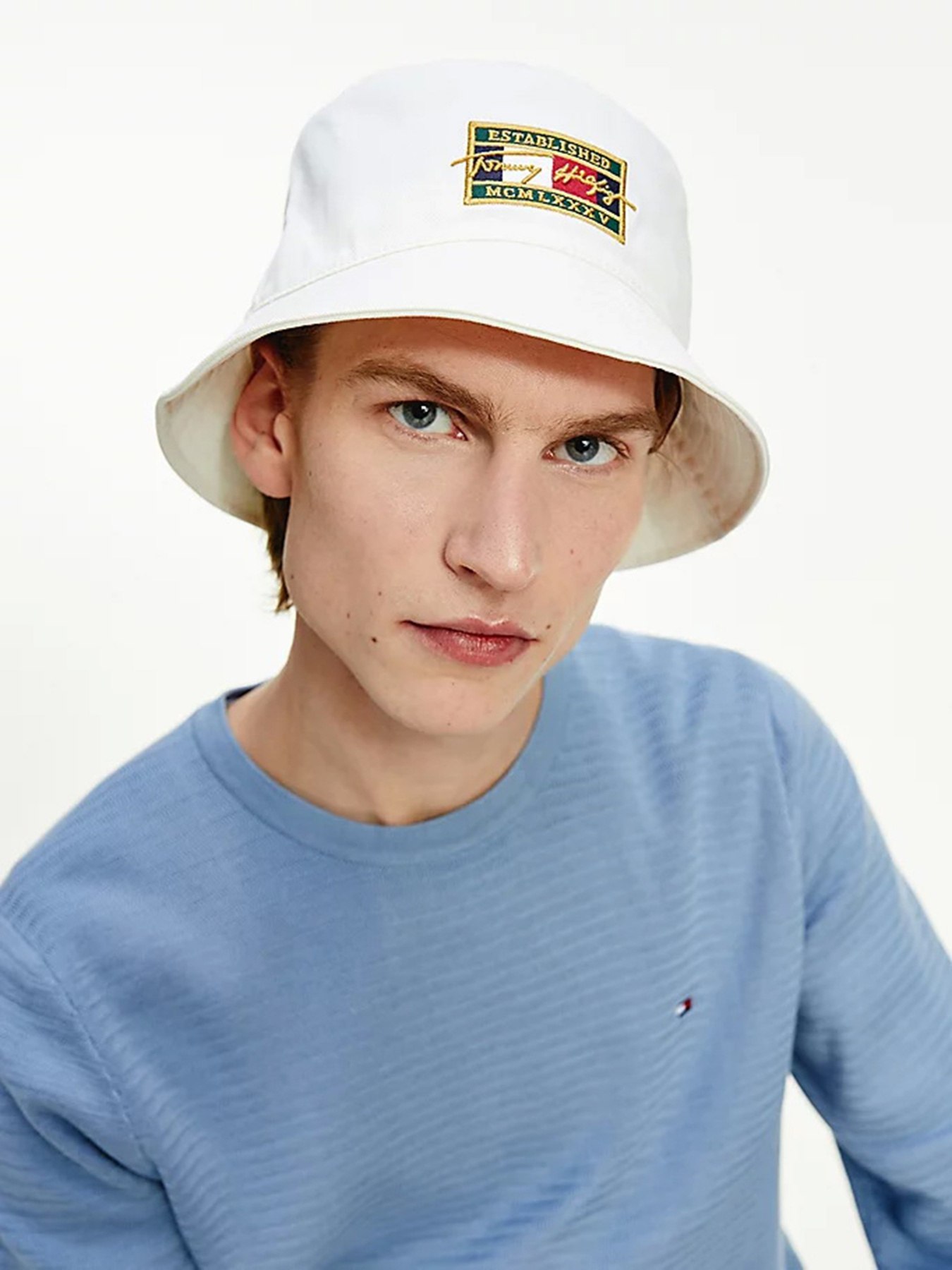 Панама Tommy Hilfiger SIGNATURE модель AM0AM07388-YBI Фото