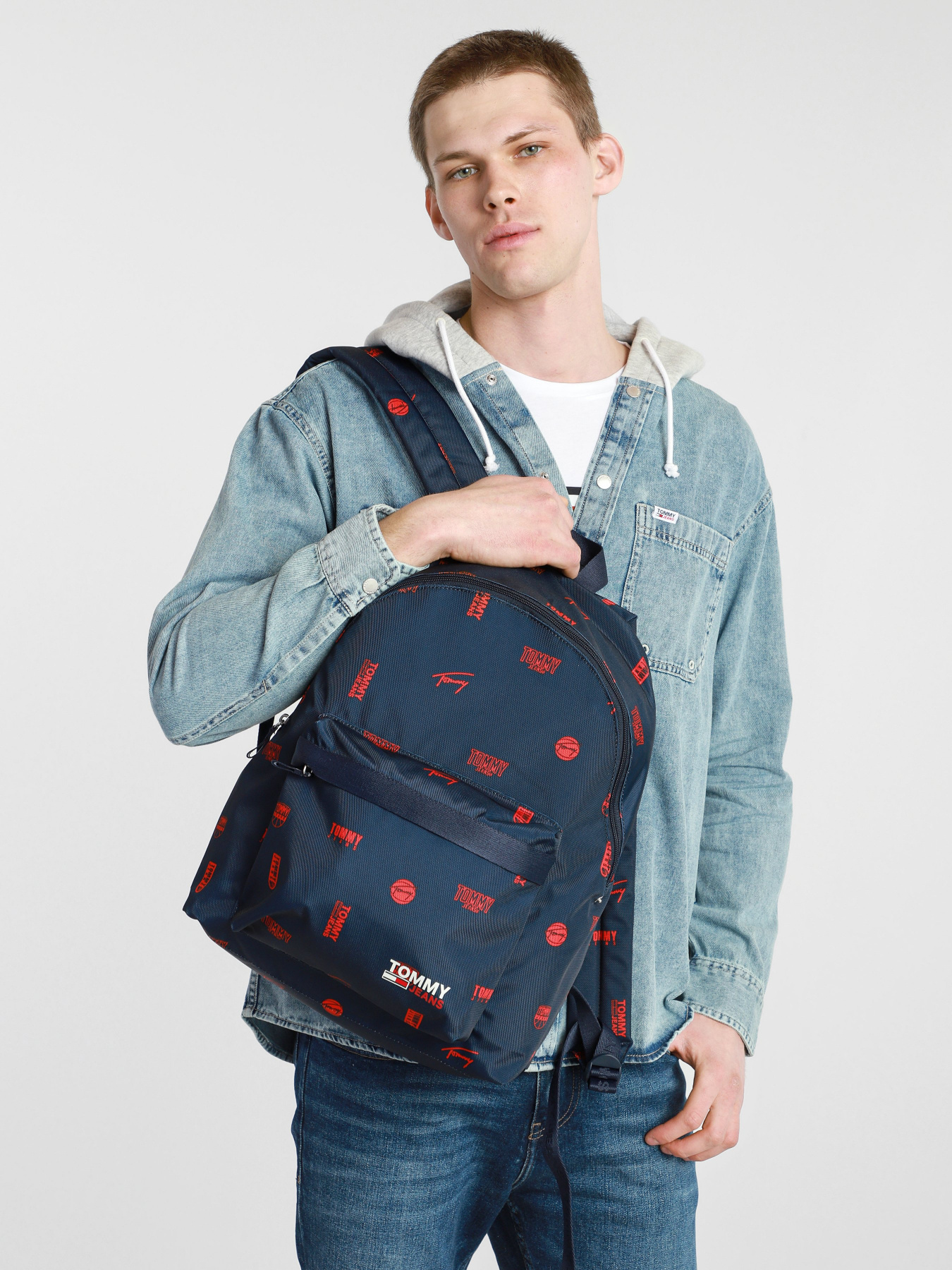 Рюкзаки Tommy Hilfiger модель AM0AM07394-0GY Фото