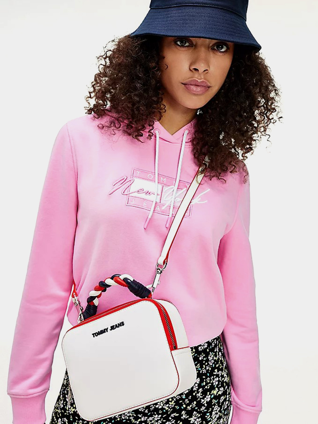 Крос-боді Tommy Hilfiger модель AW0AW09728-0GY Фото