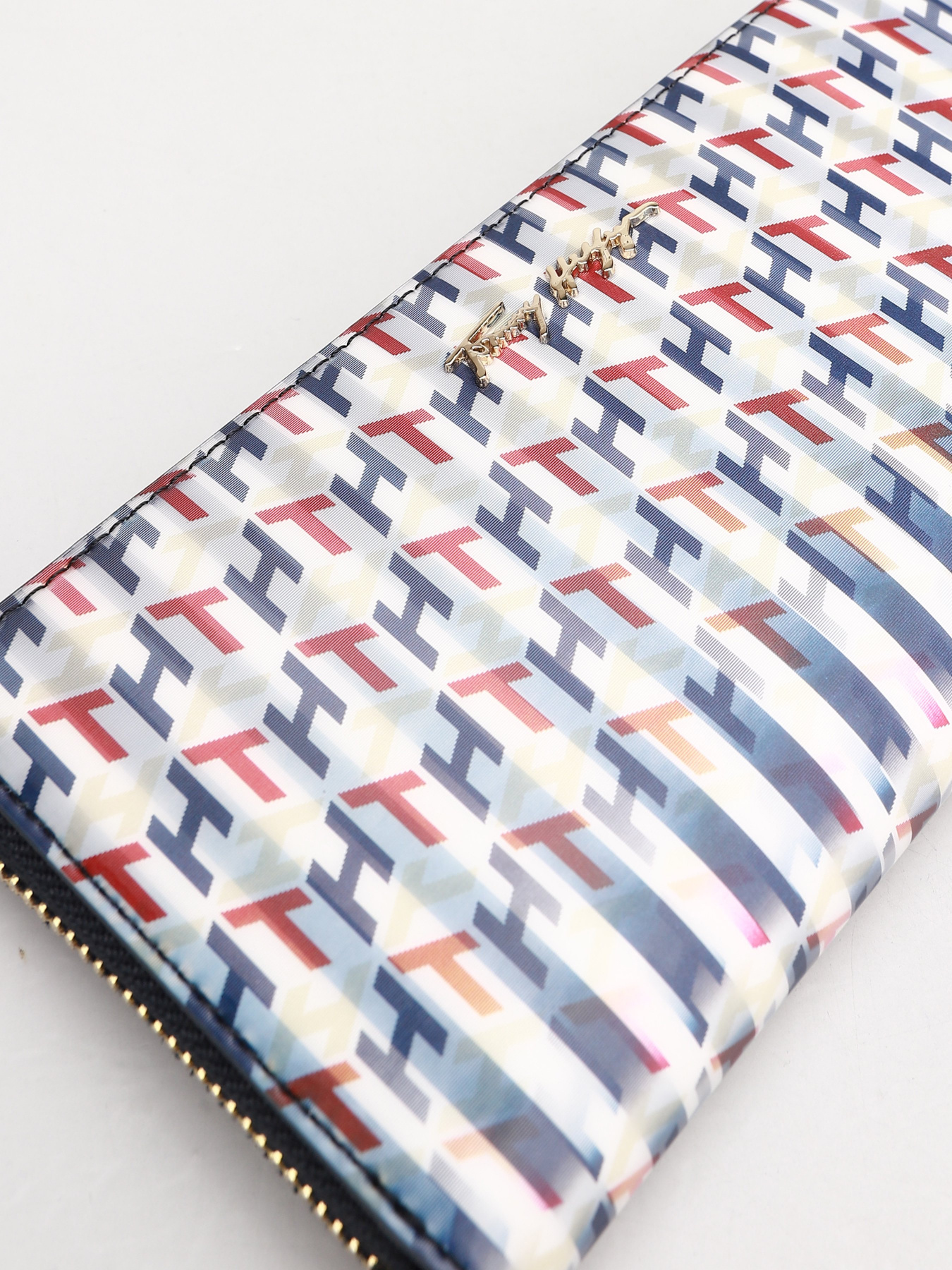 Гаманець Tommy Hilfiger Iconic модель AW0AW09963-0GY Фото