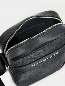 Мессенджер Tommy Hilfiger модель AM0AM07781-BDS Фото