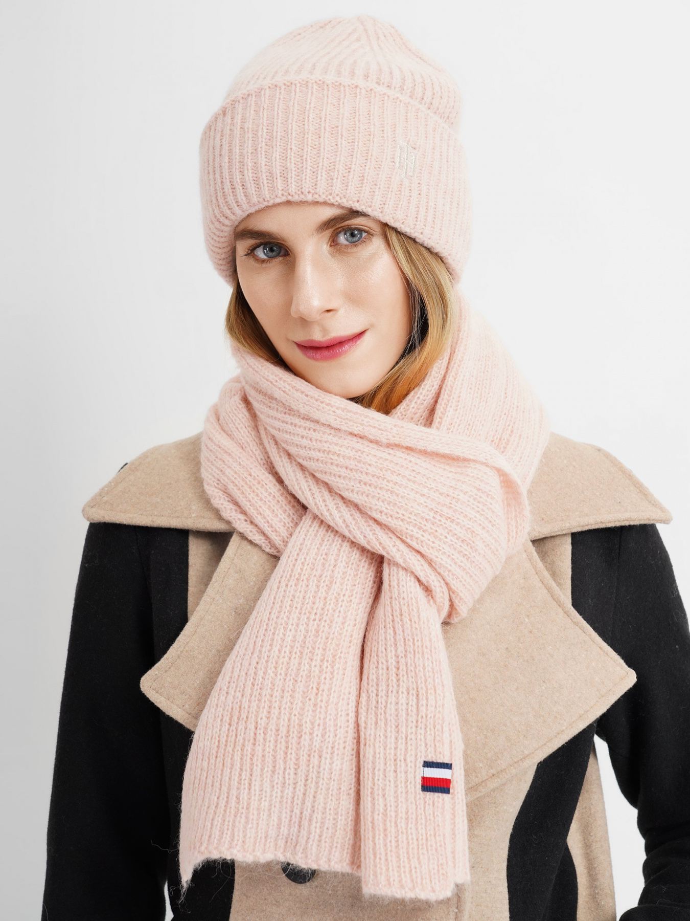 Шапка/шарф Tommy Hilfiger модель AW0AW10855-TIM Фото