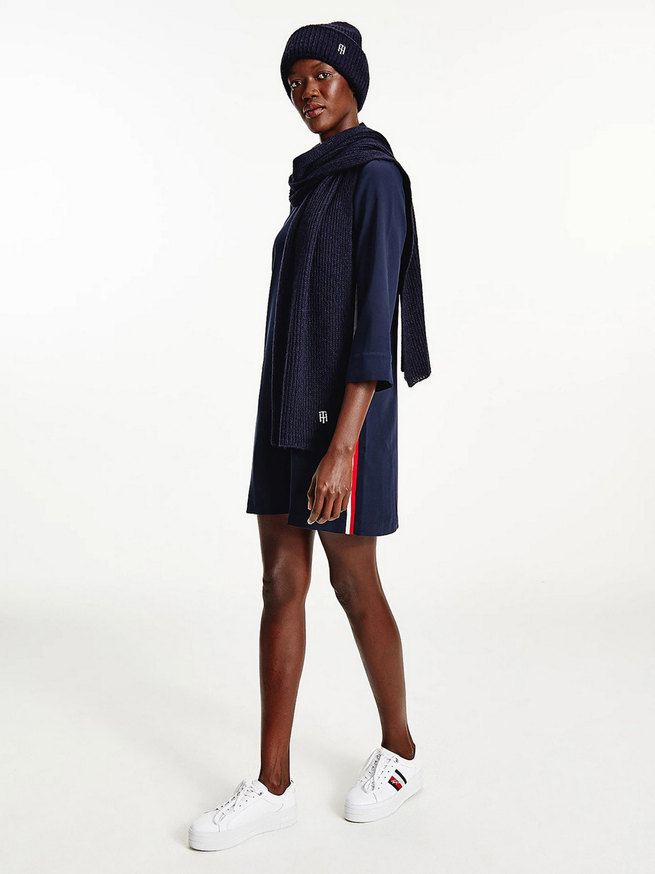 Шапка/шарф Tommy Hilfiger модель AW0AW10855-DW5 Фото