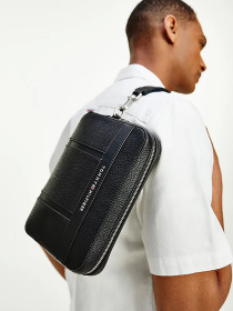 Мессенджер Tommy Hilfiger модель AM0AM07562-BDS Фото