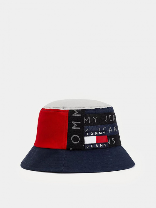 Панама Tommy Hilfiger Badge Repeat Logo модель AM0AM07534-0GY Фото