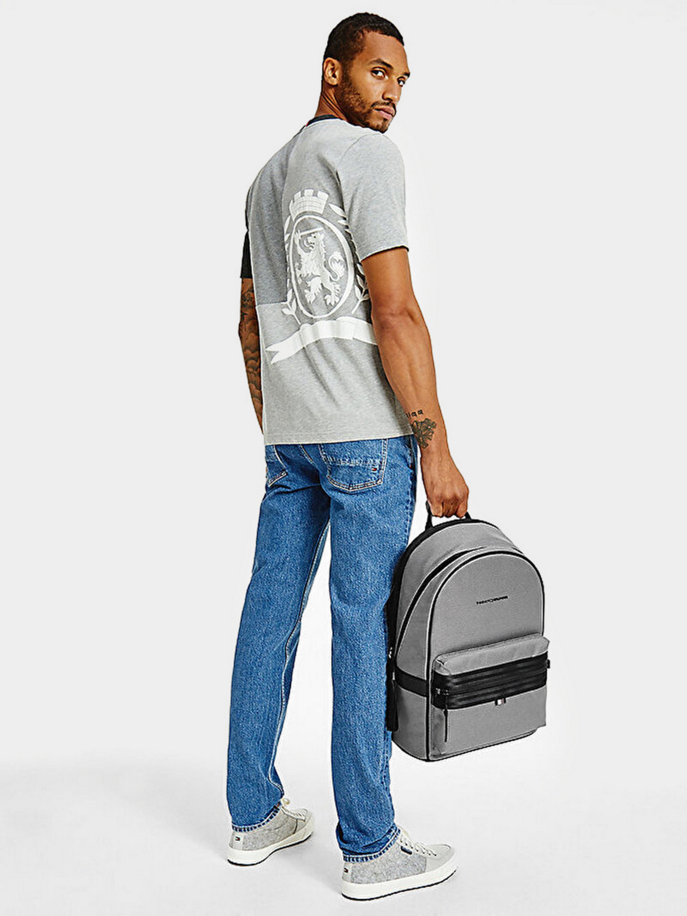 Рюкзаки Tommy Hilfiger модель AM0AM08099-PJQ Фото