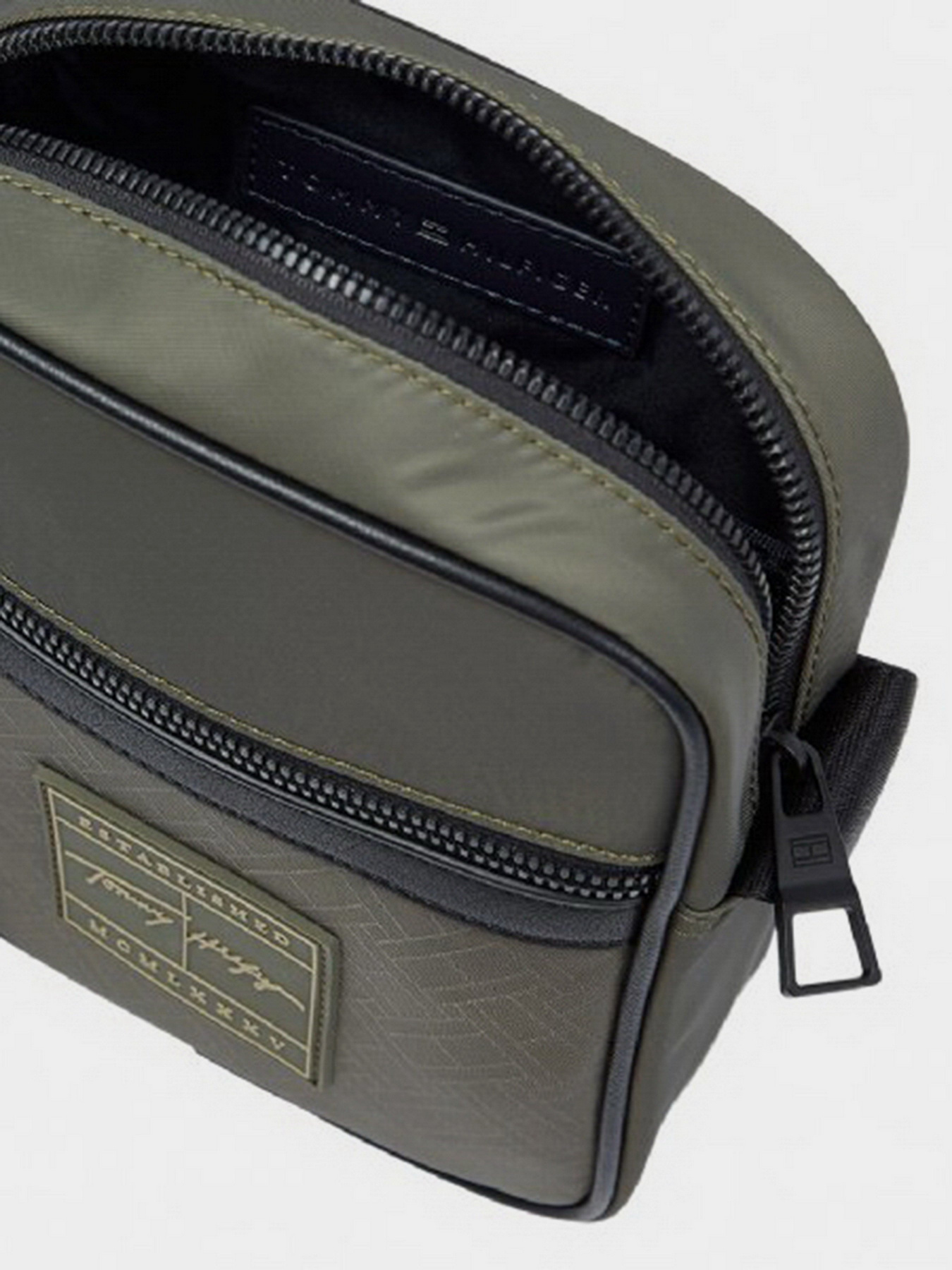 Мессенджер Tommy Hilfiger модель AM0AM08449-0H7 Фото