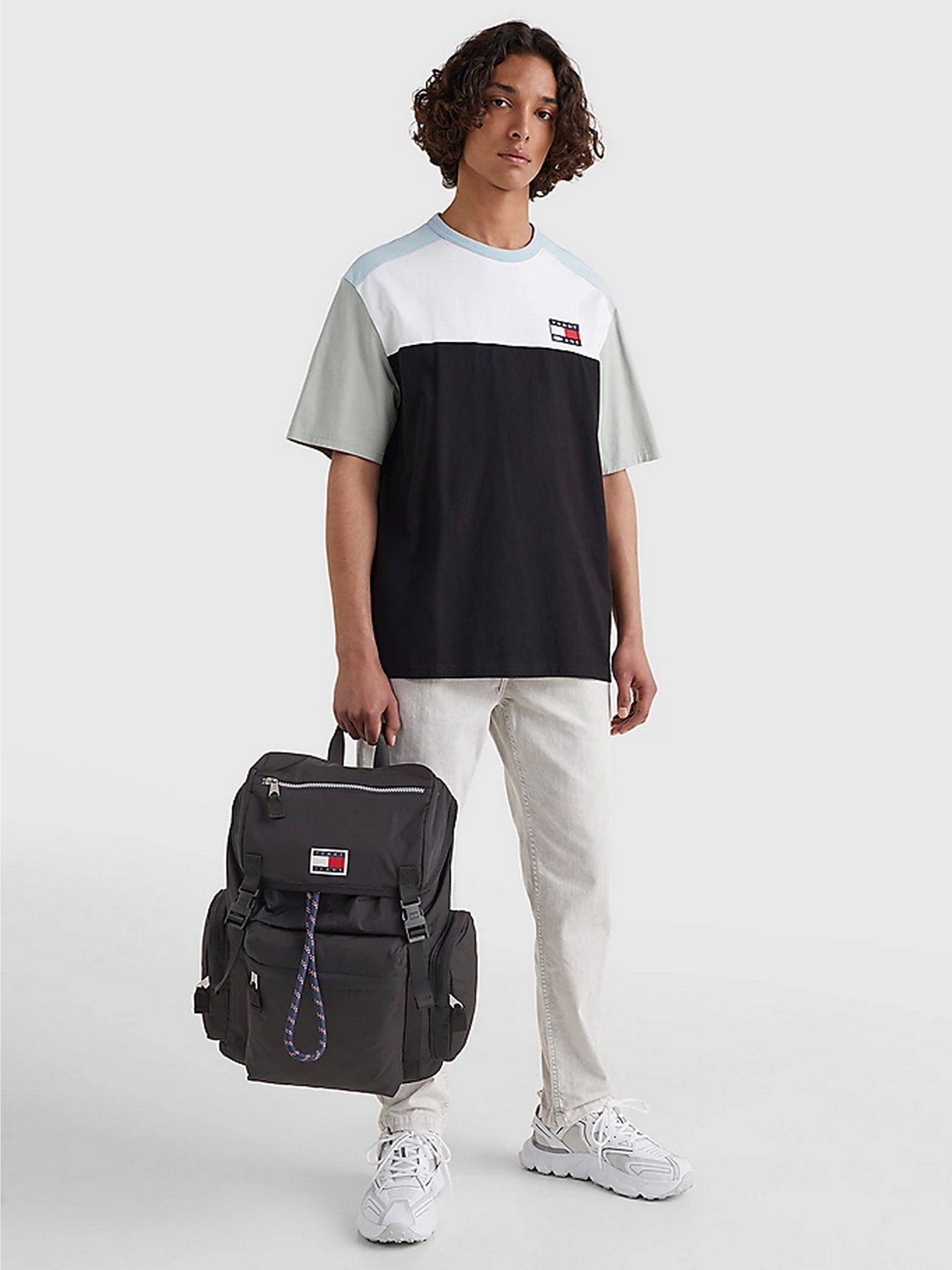 Рюкзаки Tommy Hilfiger модель AM0AM08832-BDS Рюкзаки Tommy Hilfiger модель AM0AM08832-BDS Фото