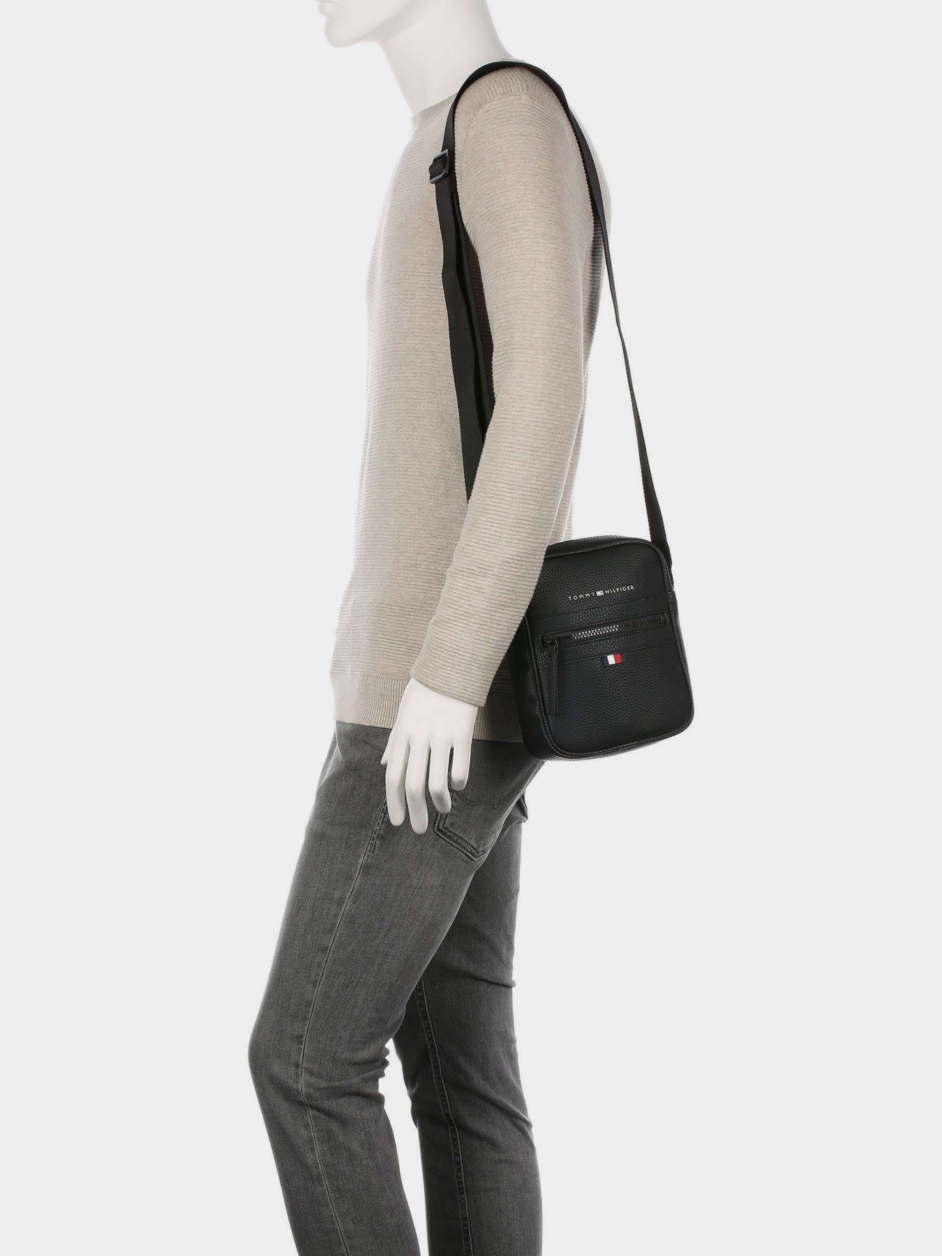 Кросс-боди Tommy Hilfiger модель AM0AM09504-BDS Фото