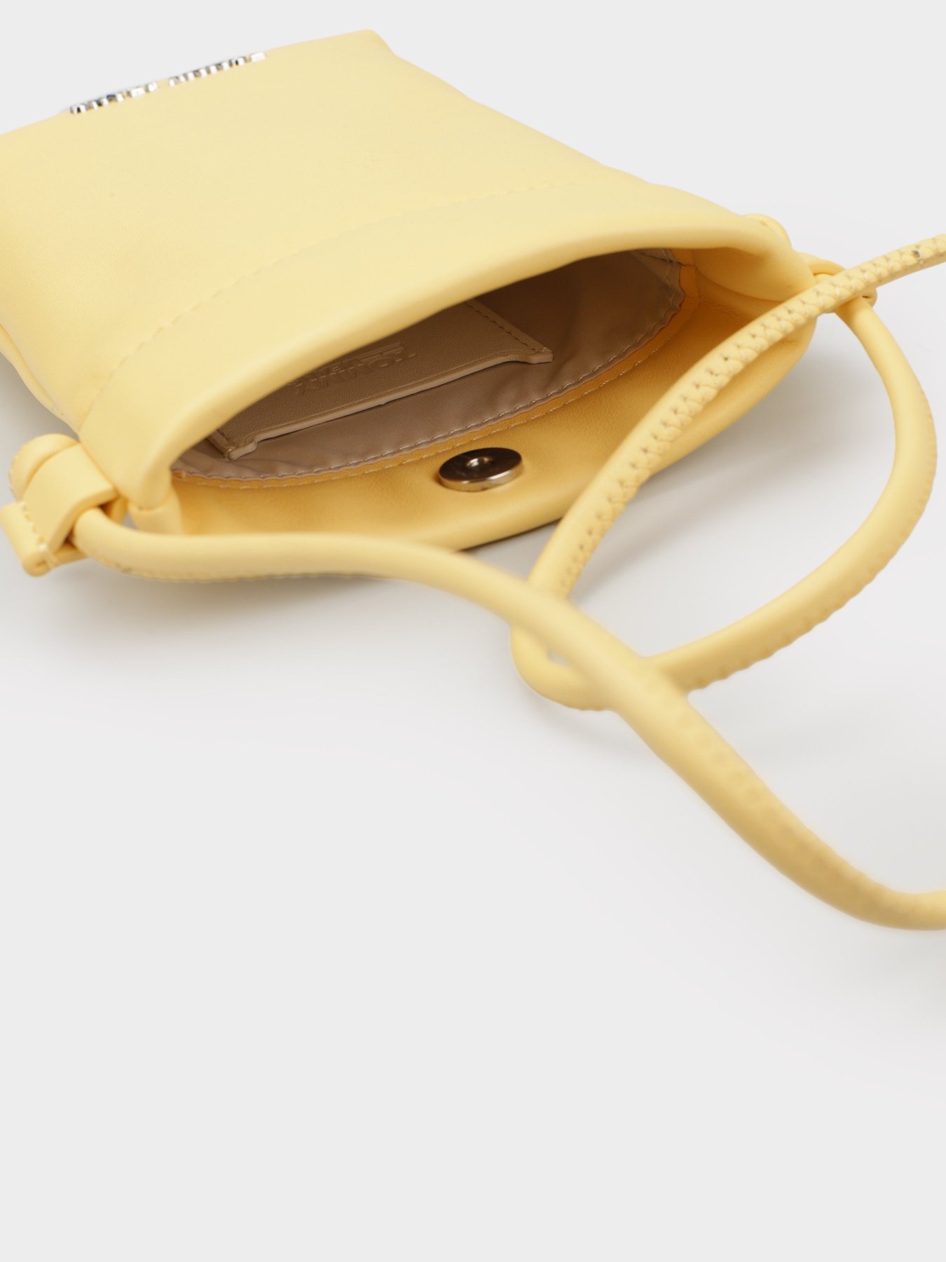 Чехол для смартфона Tommy Hilfiger модель AW0AW12451-ZFE Фото