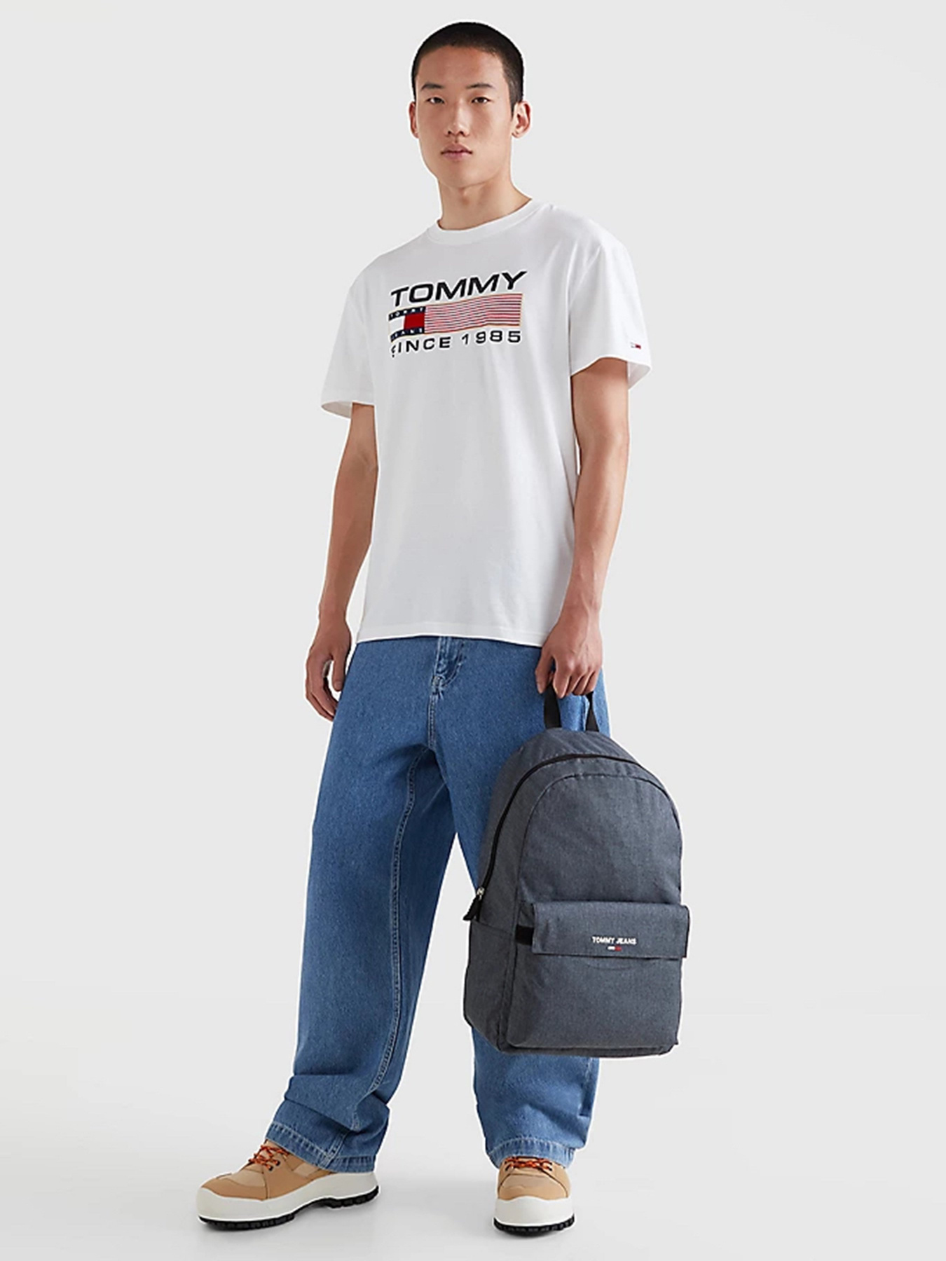 Повсякденний рюкзак Tommy Hilfiger Essential модель AM0AM10723-0IM Повсякденний рюкзак Tommy Hilfiger Essential модель AM0AM10723-0IM Фото