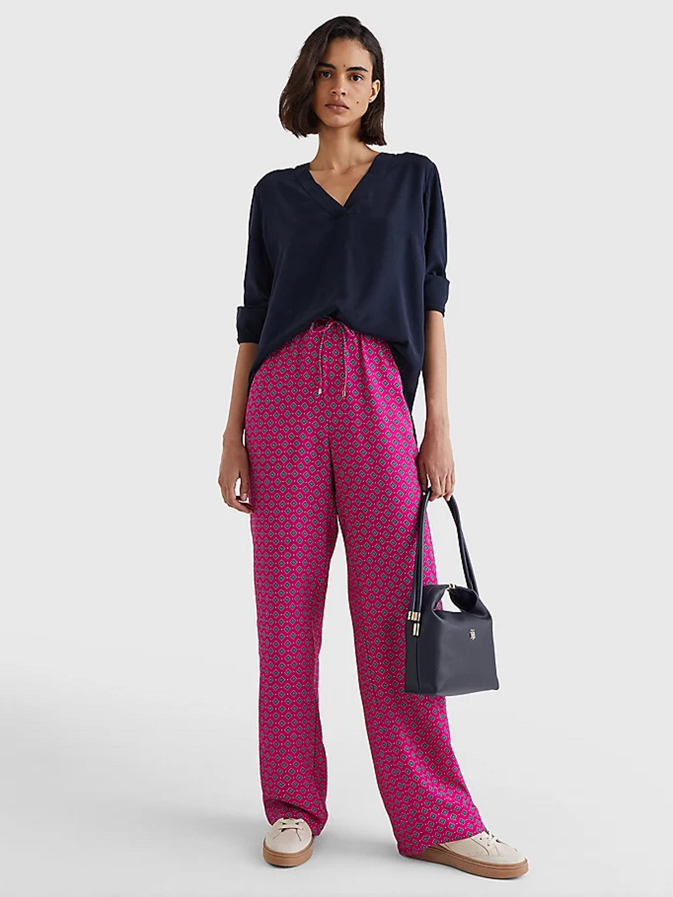 Кросс-боди Tommy Hilfiger New Casual модель AW0AW13184-DW6 Фото