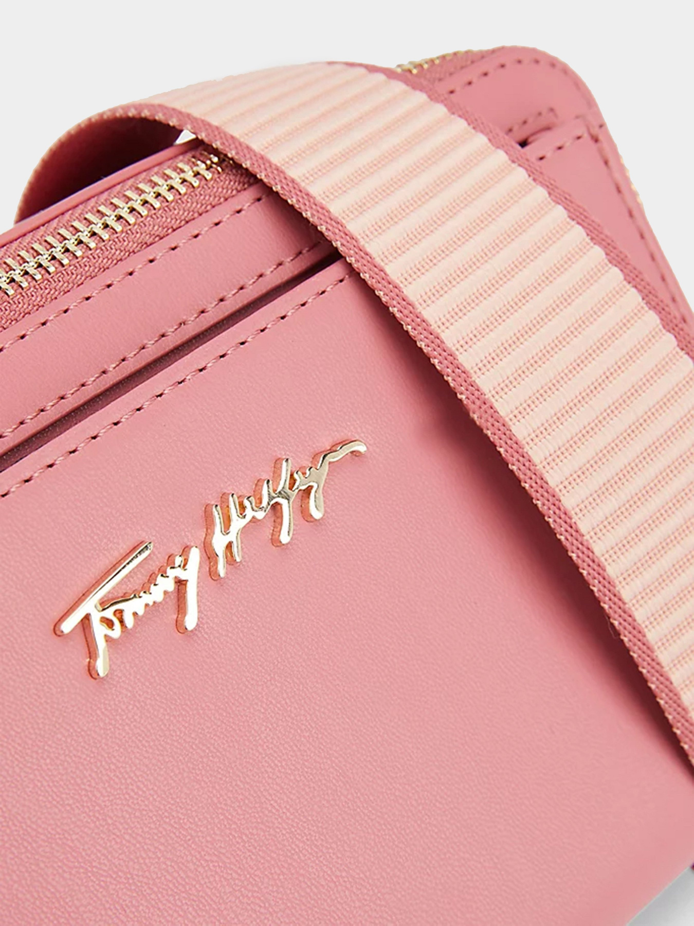 Крос-боді Tommy Hilfiger модель AW0AW12012-T1A Фото