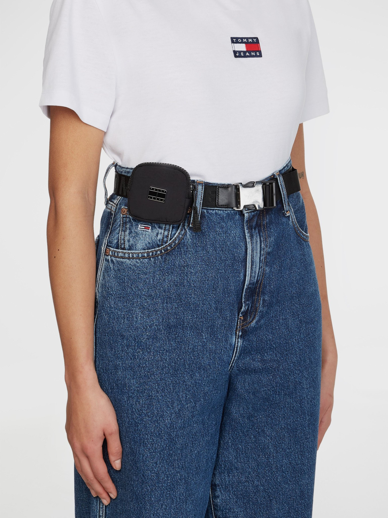 Ремень Tommy Hilfiger модель AW0AW12744-0GJ Фото