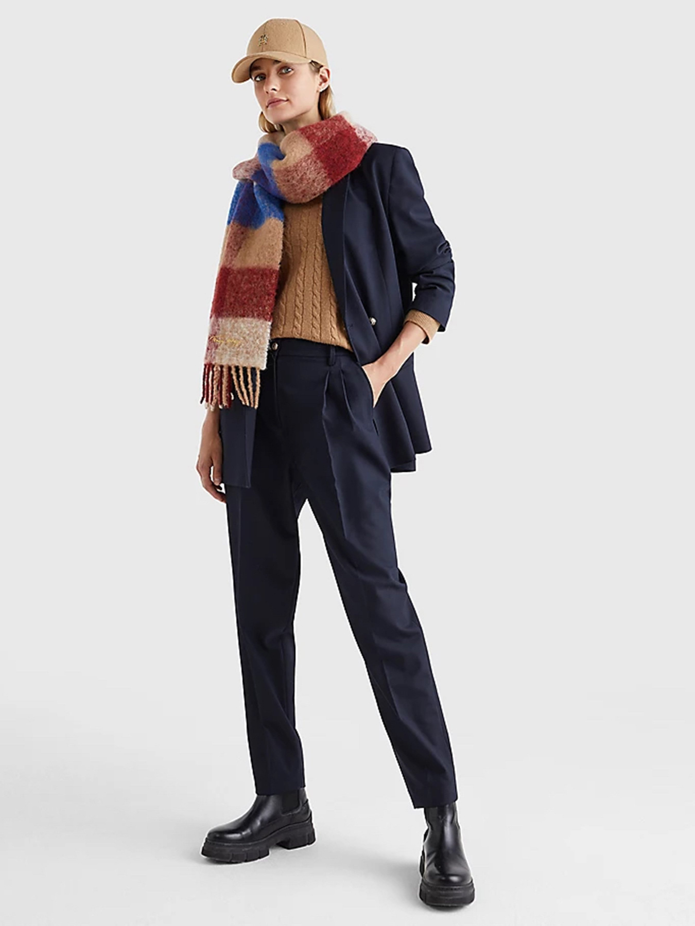 Шарф Tommy Hilfiger модель AW0AW14048-GW8 Фото