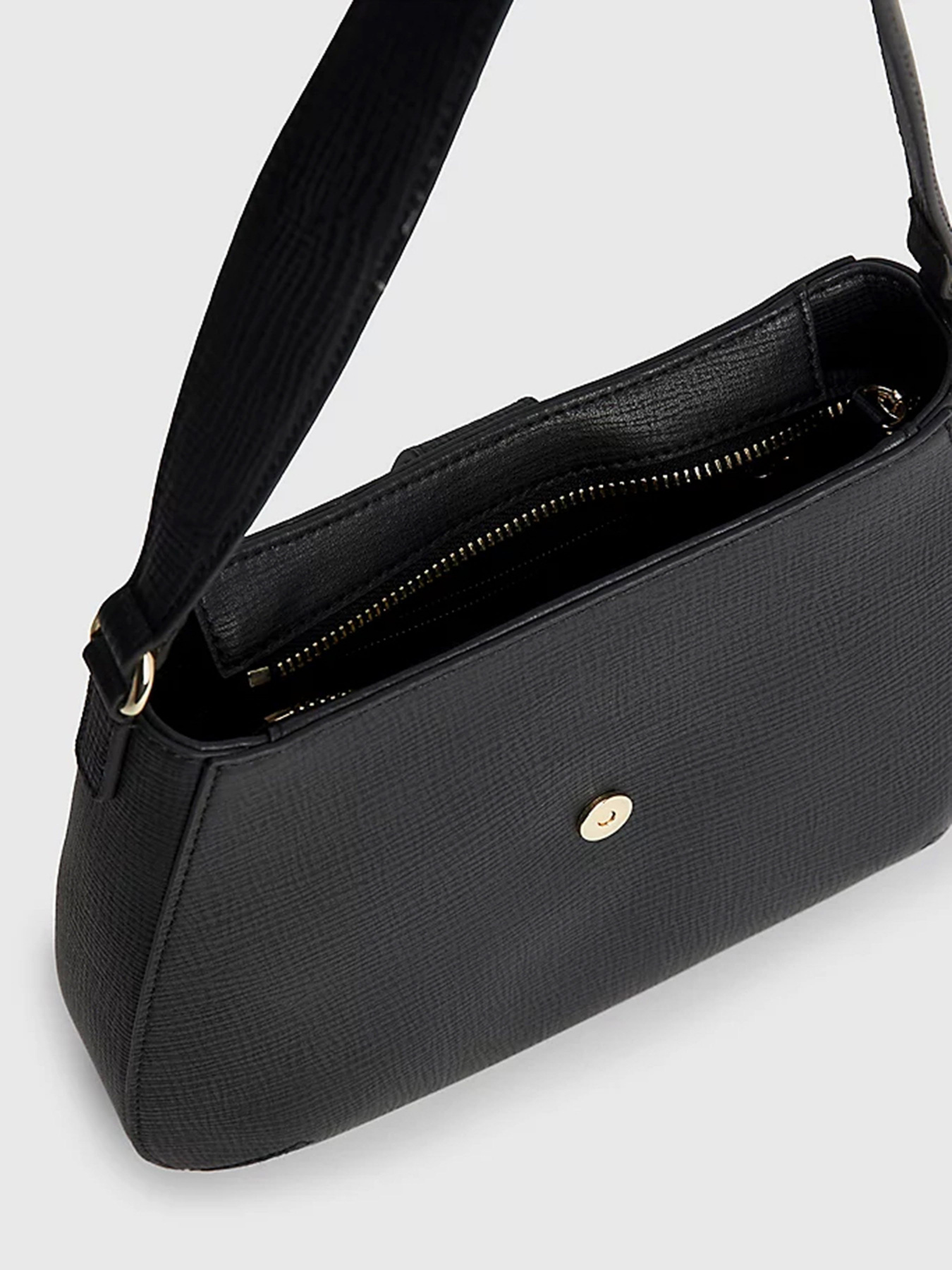 Сумка Tommy Hilfiger модель AW0AW14504-BDS Сумка Tommy Hilfiger модель AW0AW14504-BDS Фото