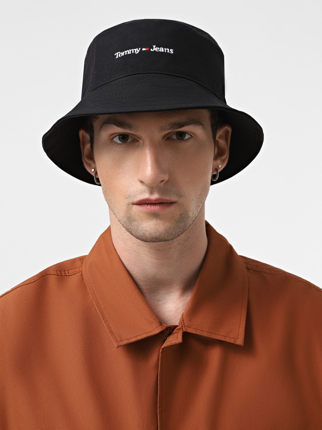 Панама Tommy Hilfiger Logo Embroidery Bucket модель AM0AM11005-BDS Фото