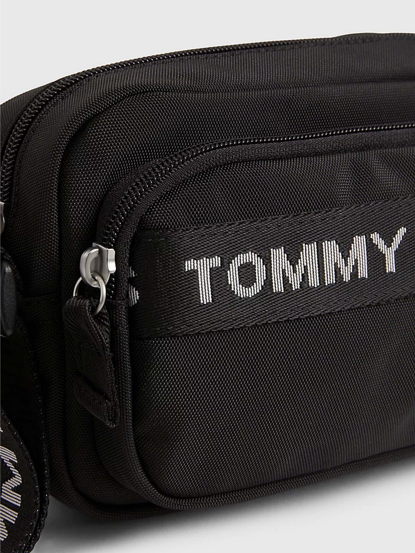 Кросс-боди Tommy Hilfiger Tjw Essential Crossover модель AW0AW14950-BDS Фото